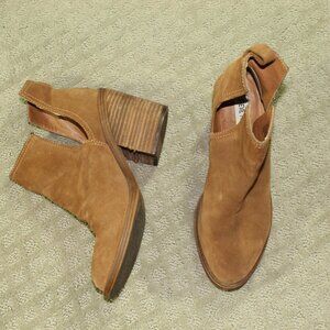 Steve Madden Sharini Booties Wm 8.5M Cognac Brown Suede Slip On 3.5” Block Heel